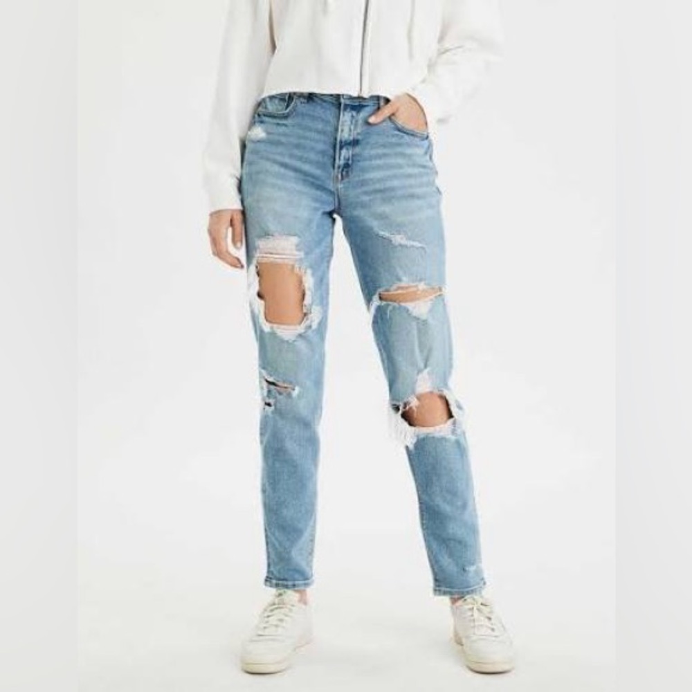 American Eagle Stretch Mom Jean